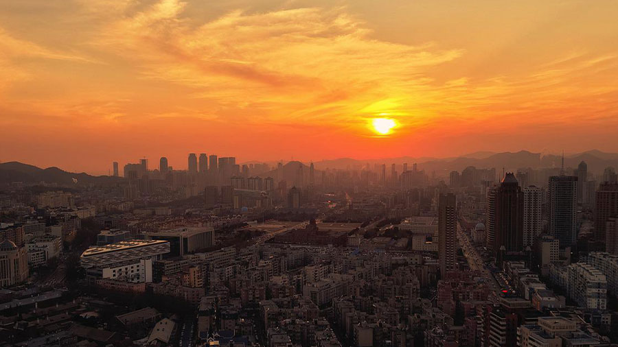 Dalian: Key Industries and Preferential Zones